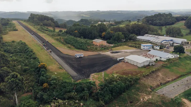 Pavimentação Aeroportuária — Aeroporto de Veranópolis — foto 3